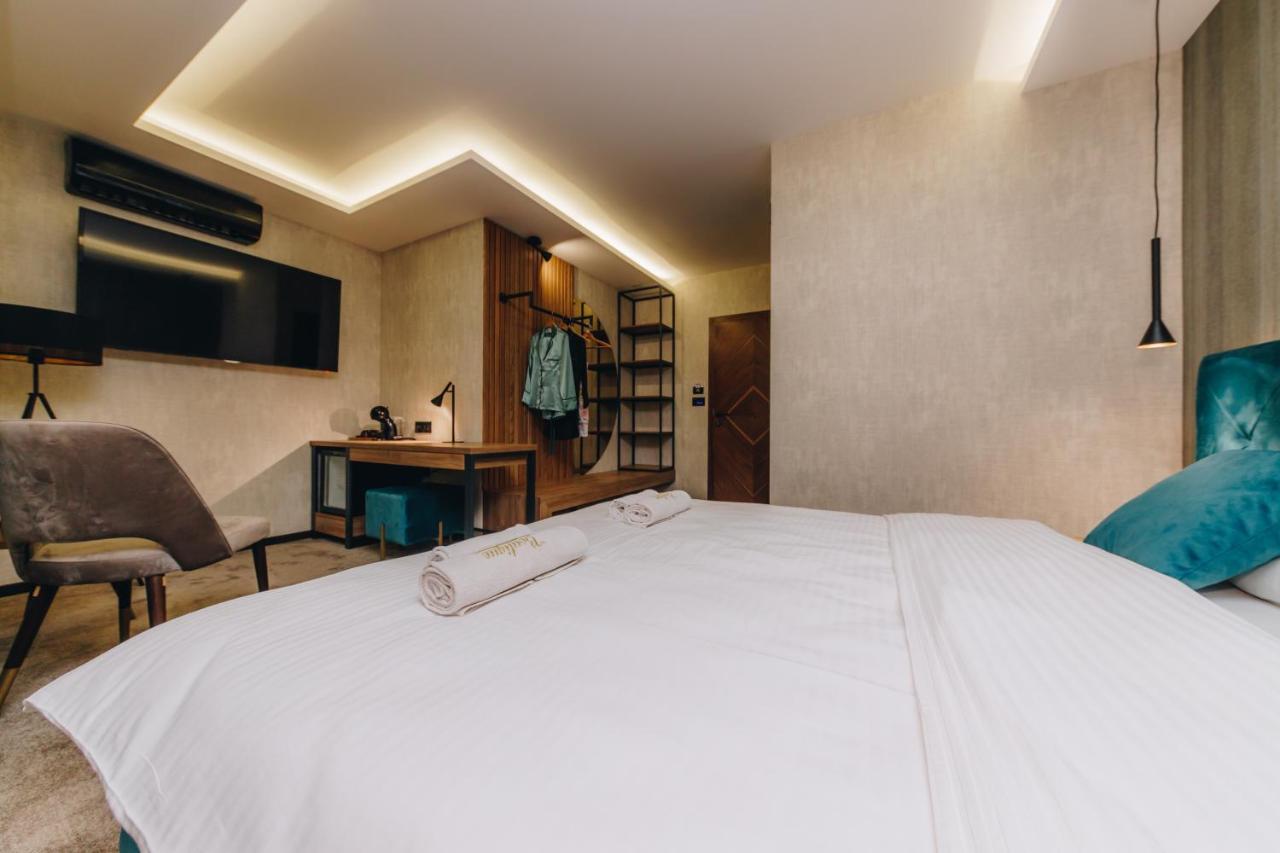 Boutique Luxury Apartment